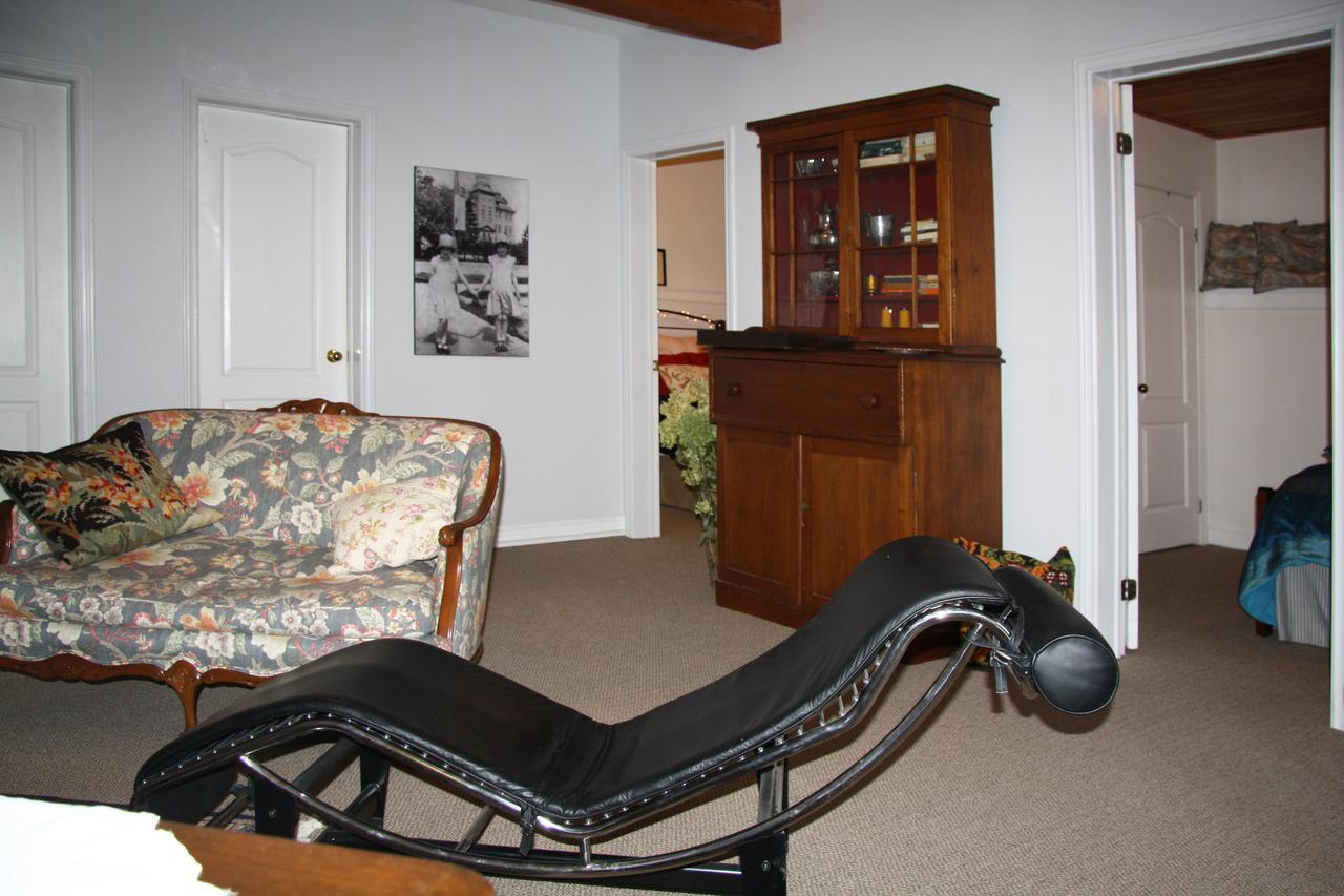 2 Moon Cottage Niagara-on-the-Lake Екстер'єр фото