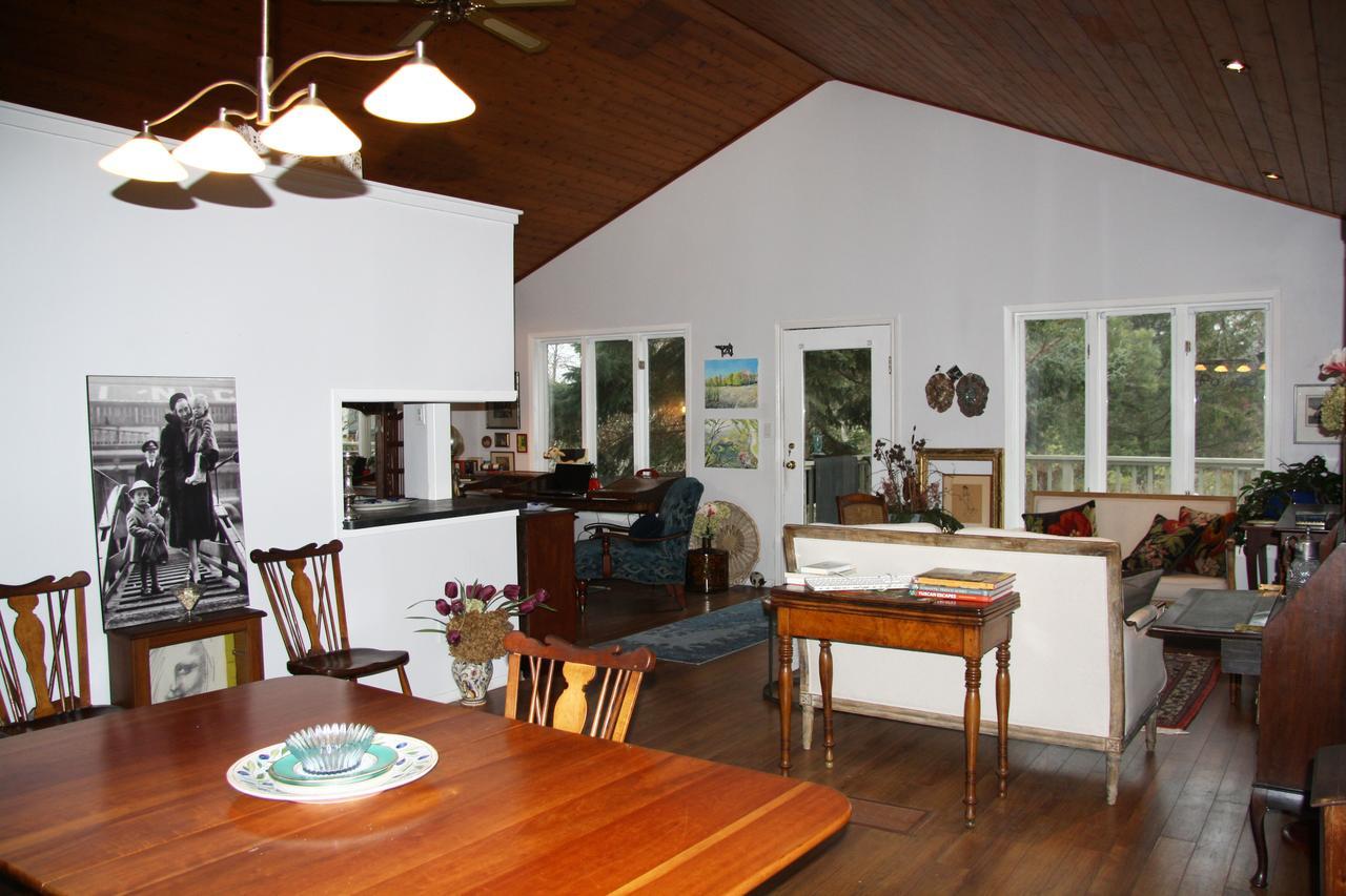 2 Moon Cottage Niagara-on-the-Lake Екстер'єр фото